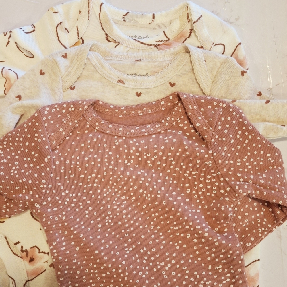 New Carters Long-Sleeved Onsies 3pk